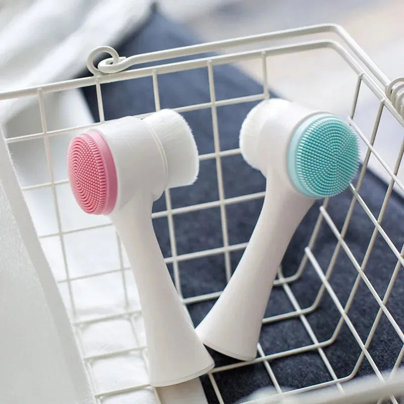 Silicone Paw Cleaner - in use cleaning muddy dog paw